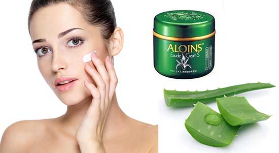 Da đẹp và không bị khô nhờ kem dưỡng Aloins Nhật Bản Kem-xanh-aloins-kem-lo-hoi-nhat-ban1